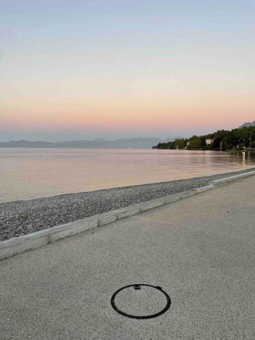 Le Cocon Du Leman Un Espace Cosy Ou Vous Retrouver Publier Buitenkant foto