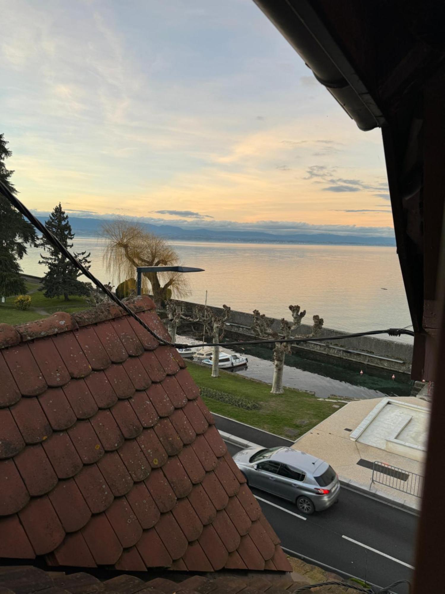 Le Cocon Du Leman Un Espace Cosy Ou Vous Retrouver Publier Buitenkant foto